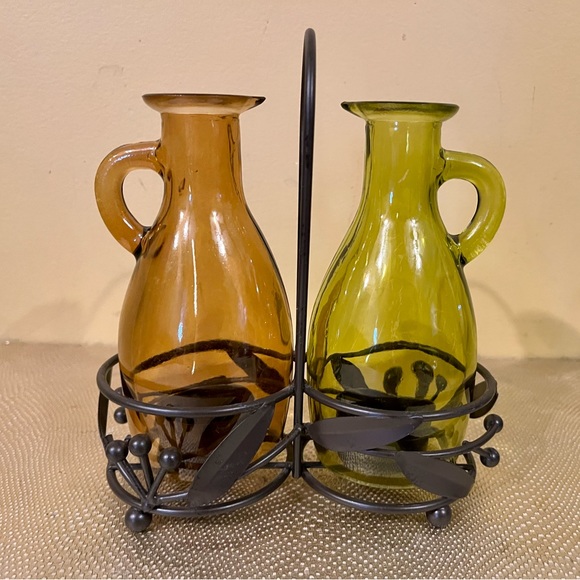 Yankee Candle Other - Yankee Candle Oil And Vinegar Tea Light Set
